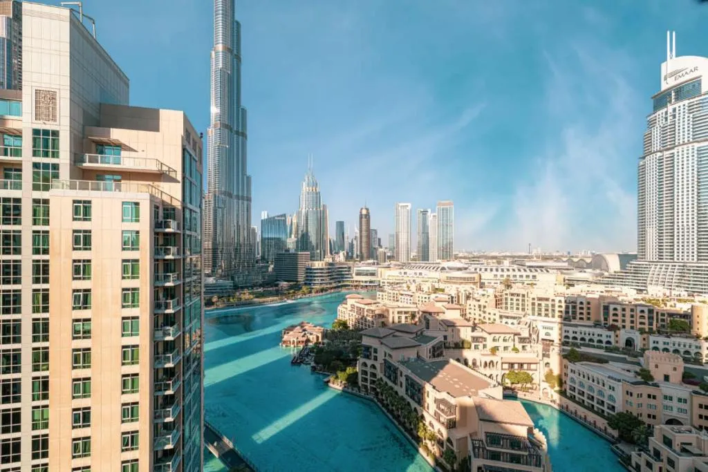 Luxury two Bedroom Apartment I Front row Downtown with Private Fountain & Burj View by Luxury Space