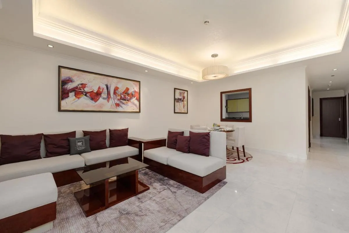 Maison Privee – Charming Apt with Sea View on the Palm Jumeirah - 2