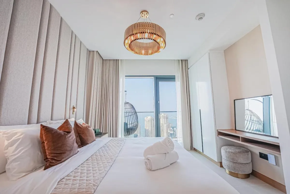 Modern 2BR High Floor Haven in Vida Dubai Marina - 2