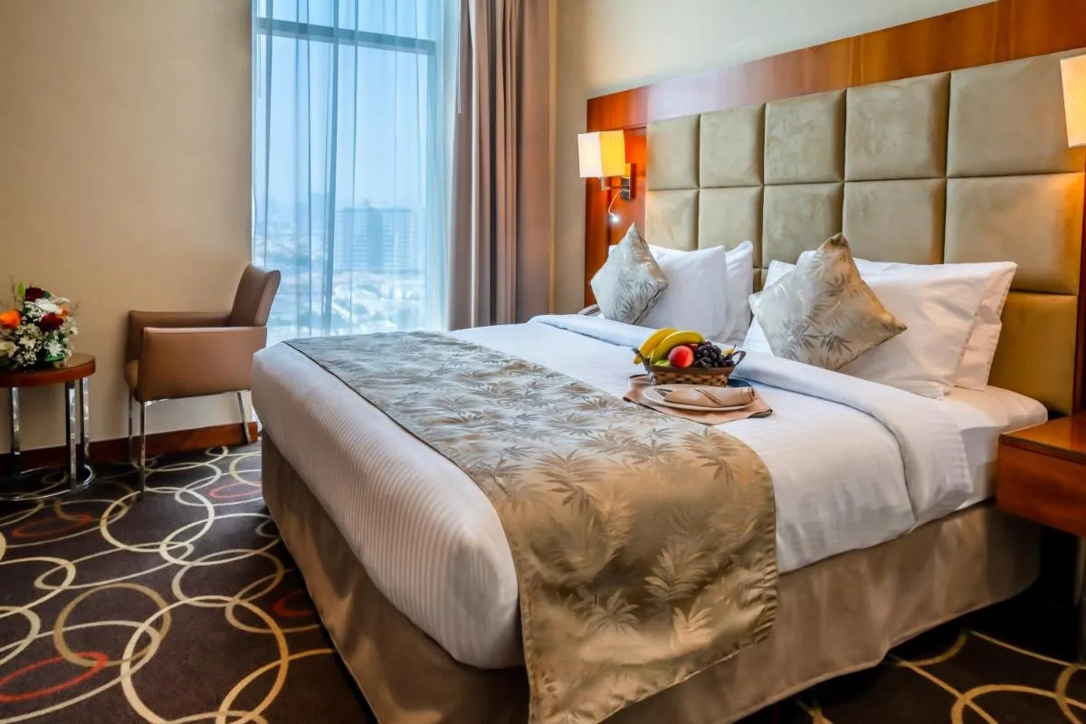 Montreal Barsha Hotel - 2