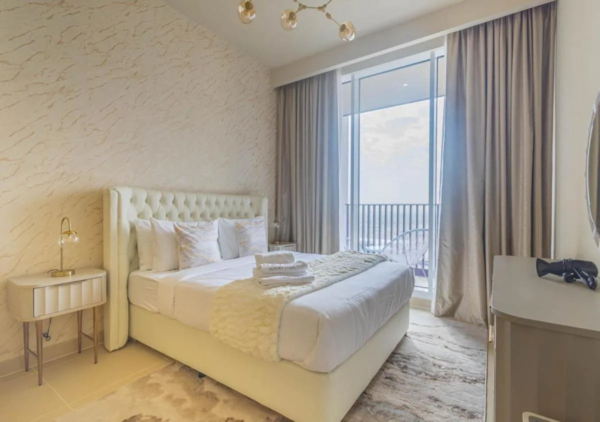 Nasma Luxury Stays – Harbour Gate Tower 1 - 2