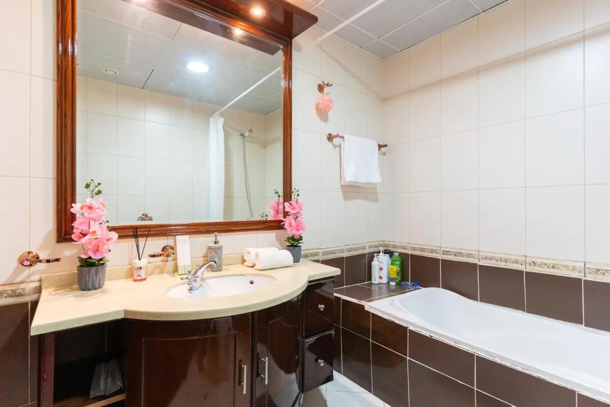 New Elegant & Luxury 3BR Apartment In Dubai Marina - 3