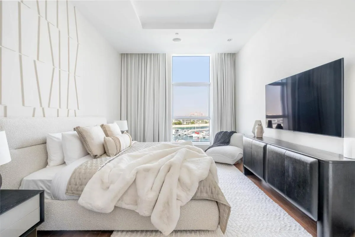 Oceana Luxury 4 BR Apartment with Resort Access and Sea Views by Exclusive Holiday Homes - 3