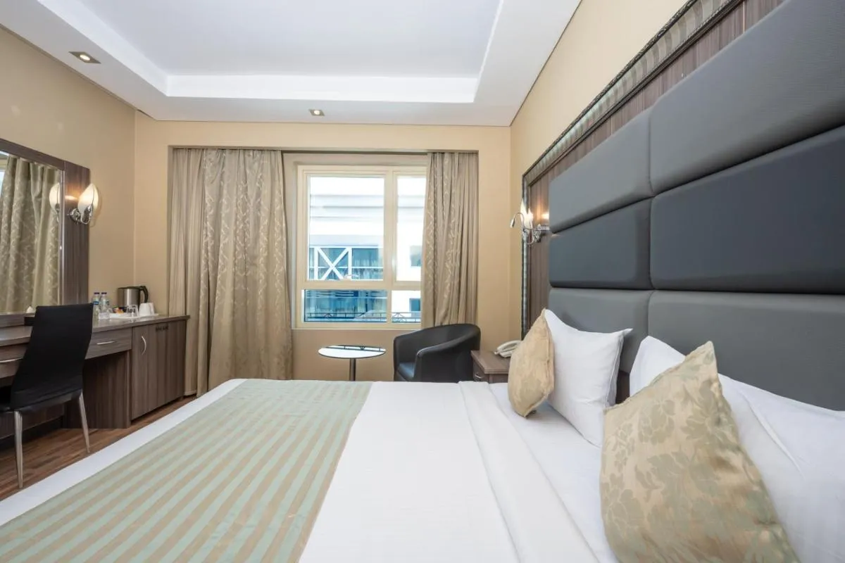 Pearl Swiss Hotel - 2