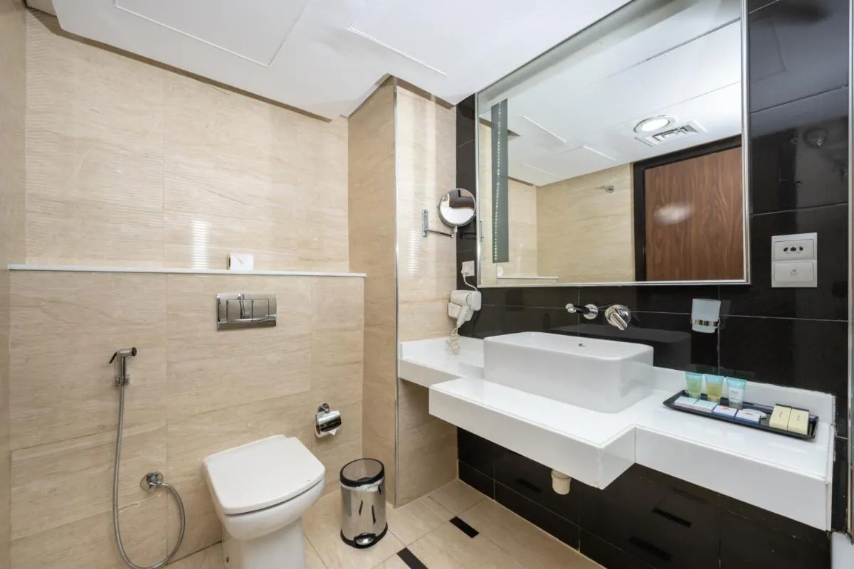 Pearl Swiss Hotel - 3