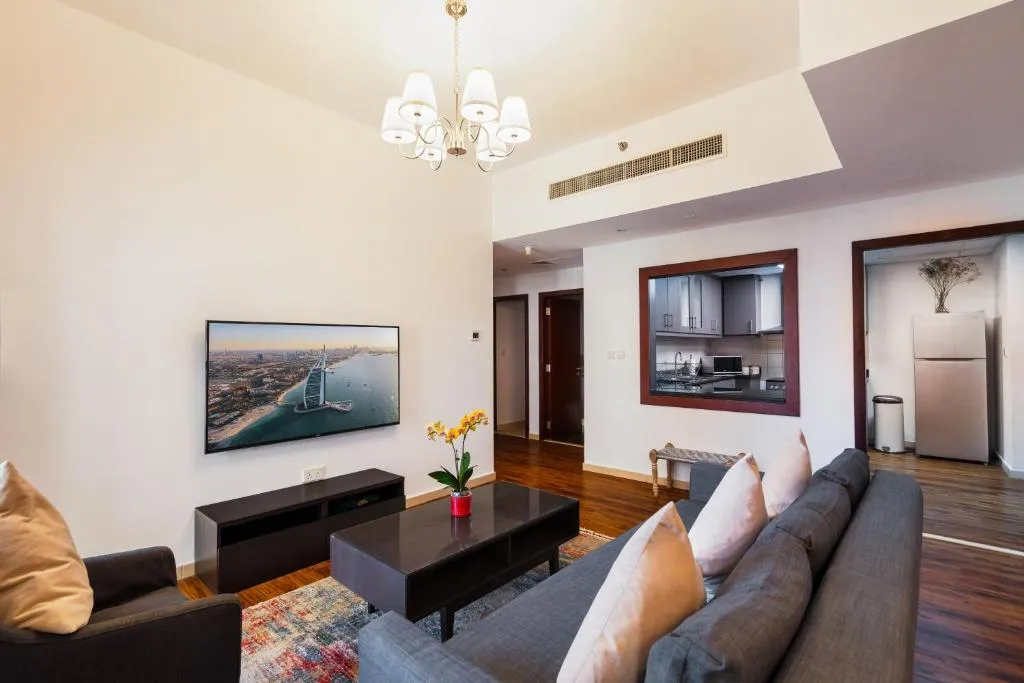 Prime Location! Spacious 5Bedroom plus Maidroom on JBR Beach near Metro ,Walk to The Mall, Dining & Entertainment – By Sunkissed Holiday Homes