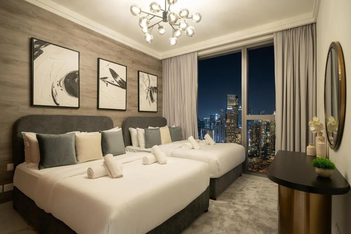 Royal Vista at Boulevard Point – Downtown Dubai City Views – Brand New Luxury 4BR Apartment - 2