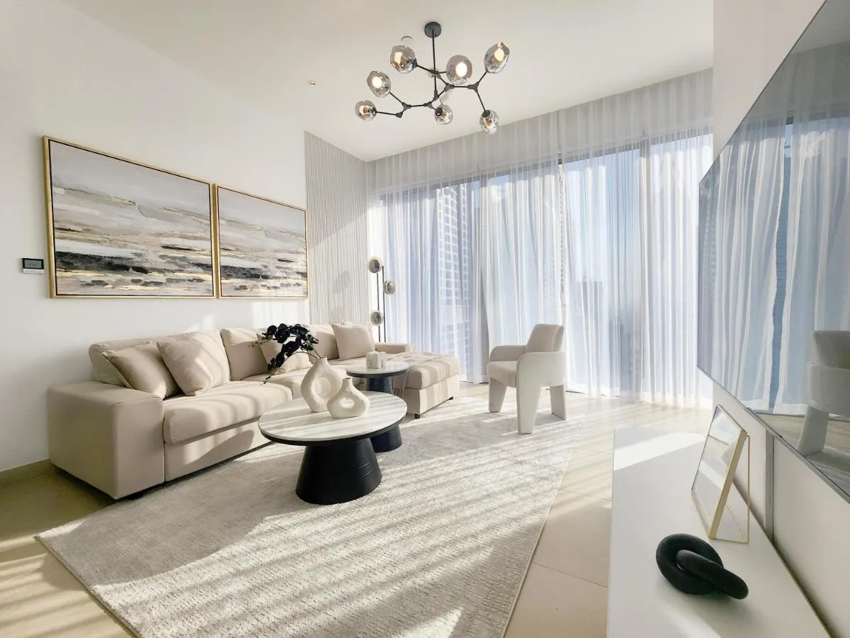 SOLARTE – LUXE Marina Gate – Spectacular Pools with Marina Views - 2