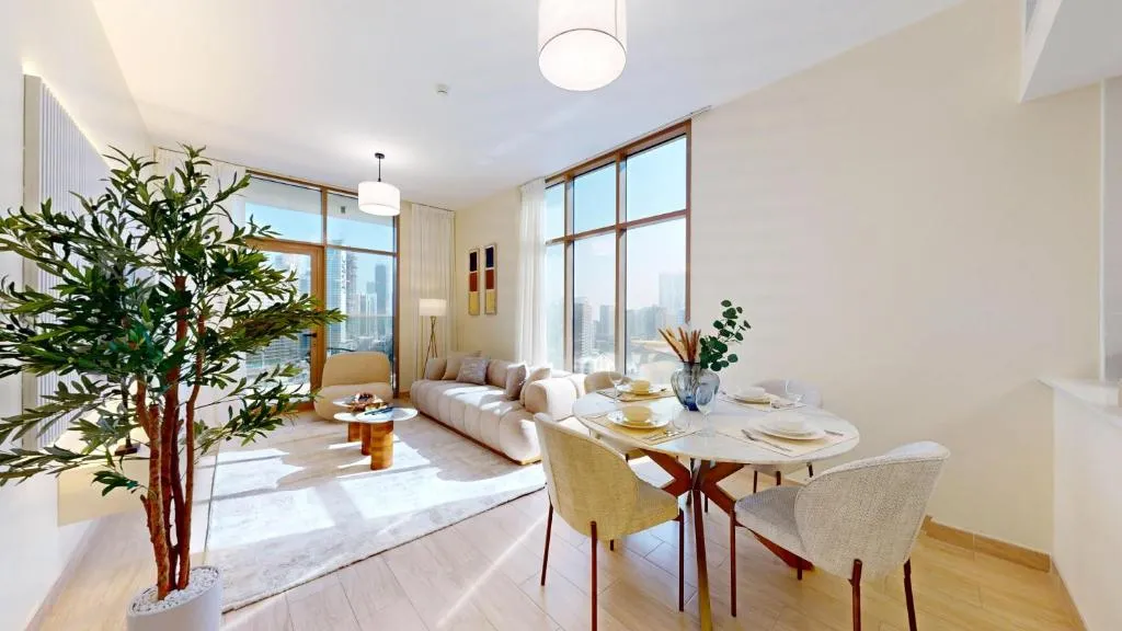 Scenic Canal View Homes – 8 mins to Dubai Mall – Pool & Gym Access