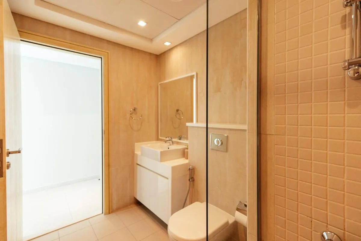 Seaside 2BR wz Panoramic Sea Views & Pool Paradise – 19AB02 - 3