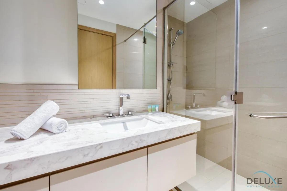 Serene 2BR at Acacia A Dubai Hills Estate By Deluxe Holiday Homes - 3