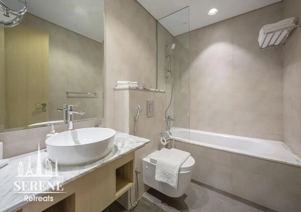 Serene Retreats Paramount 2 Bed Flat with Burj View - 3