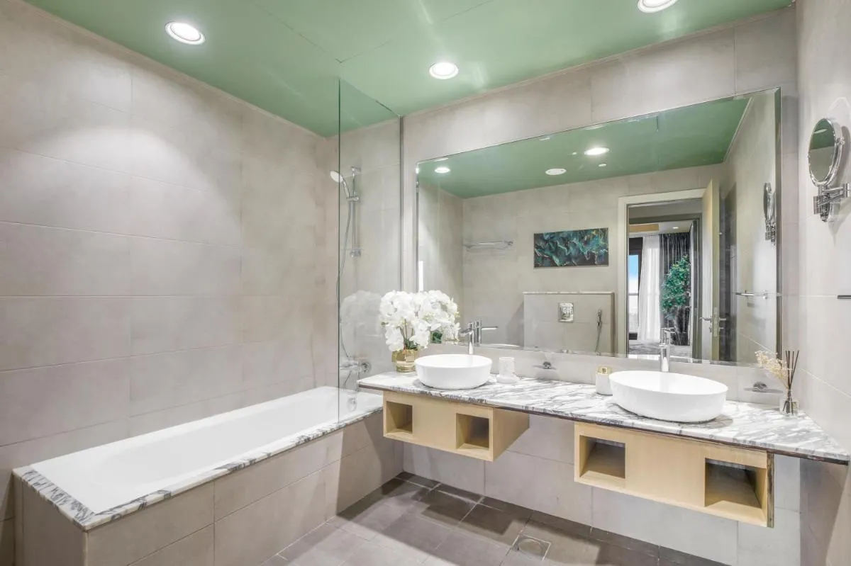 Sky Pool Gem with Iconic Burj Khalifa Views 3Br apartment in Paramount Hotel Midtown - 3