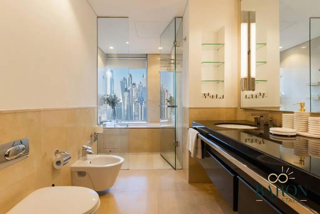 Spectacular Suite Emaar Residences Marina - 3