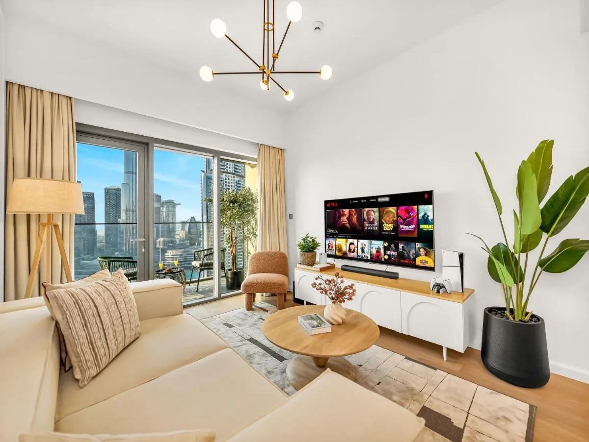 The Burj Khalifa Suite Luxury 2-bed in Burj Royale - 2