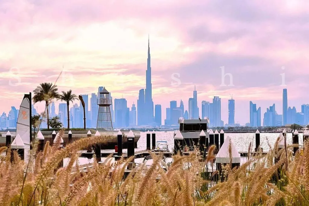 The Shrashi Suites, Dubai Creek Harbour – Paradise on the Island with Dubai Skyline & Burj Khaleefa View
