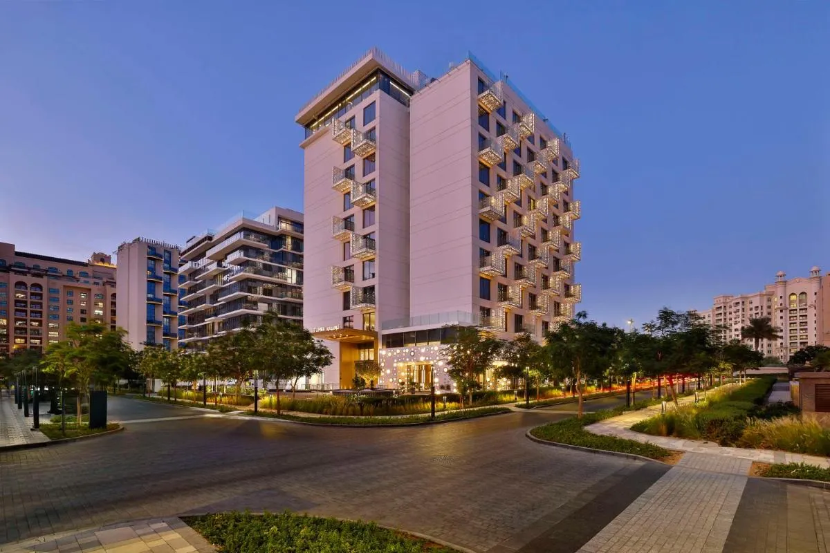 Tumbi West Palm Beach Hotel Dubai,Tapestry Collection Hilton - 3