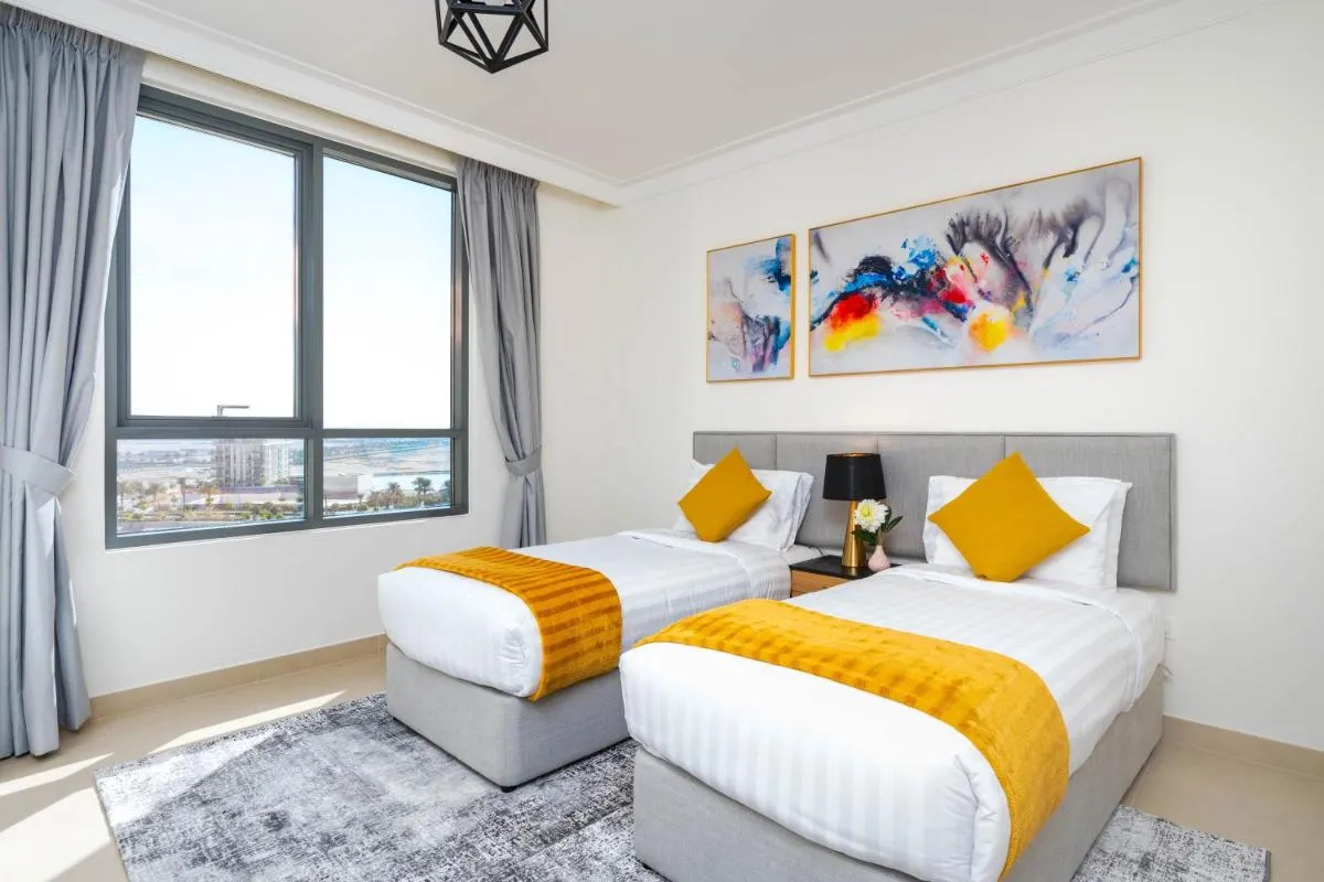 Ultimate Stay / 7 people / Spacious / Dubai Creek with Marina Views - 3