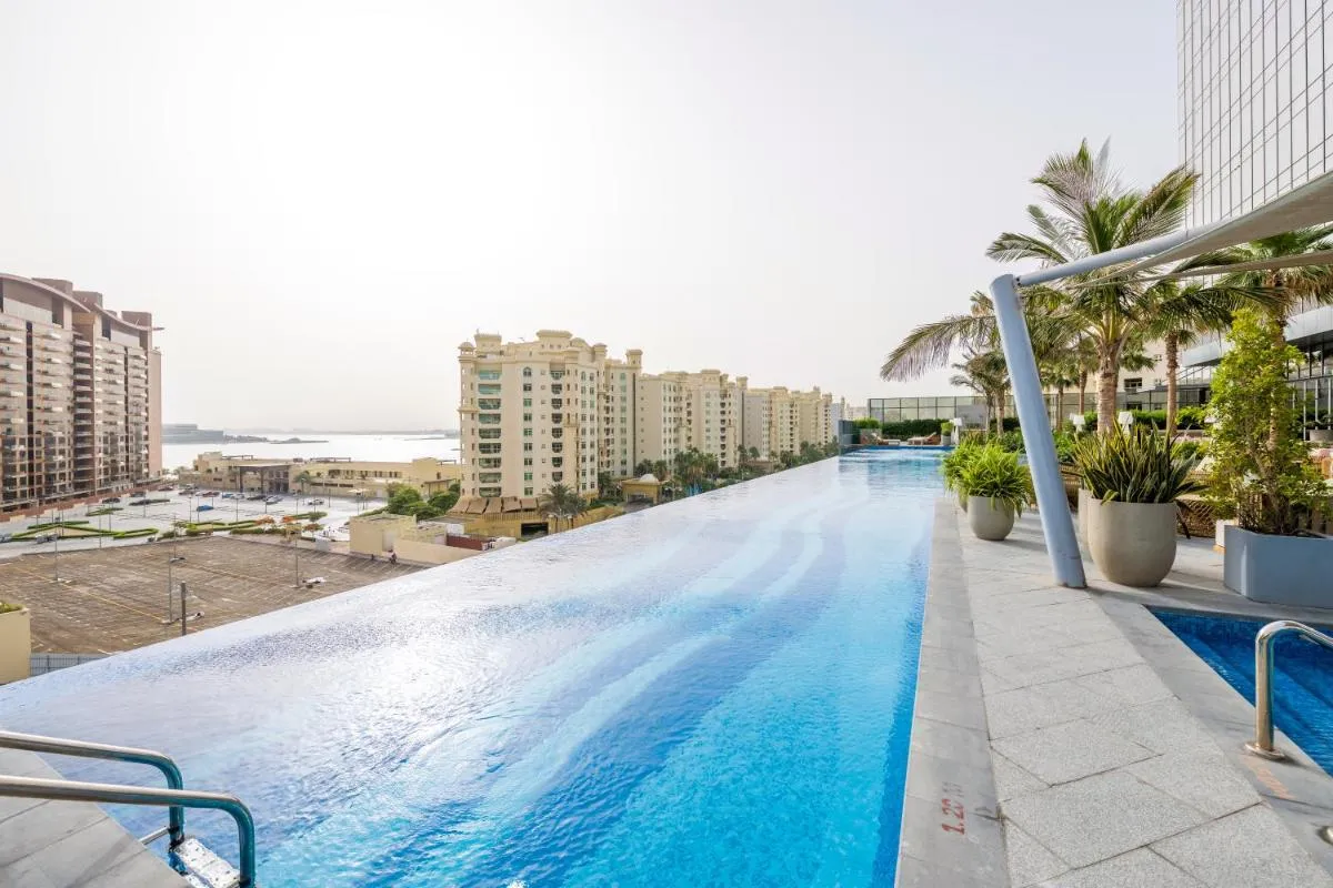 Ultra Luxury Palm Tower with Shared Hotel Facilities - 3