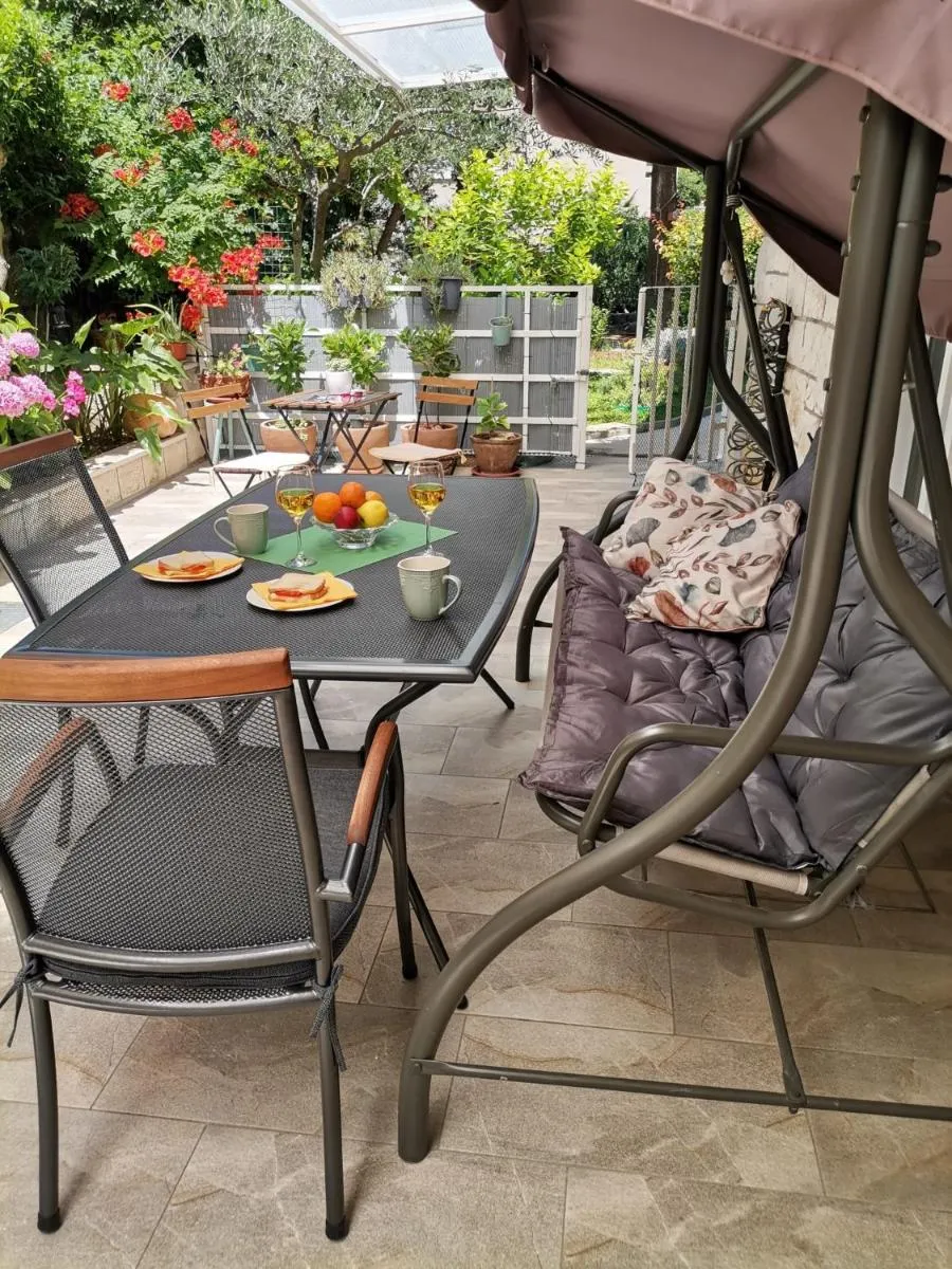 Image 3 of Apartment & Room Pajolo