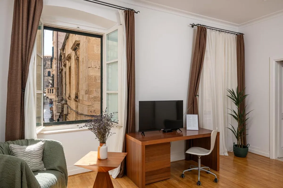 Image 4 of Blasius Residence