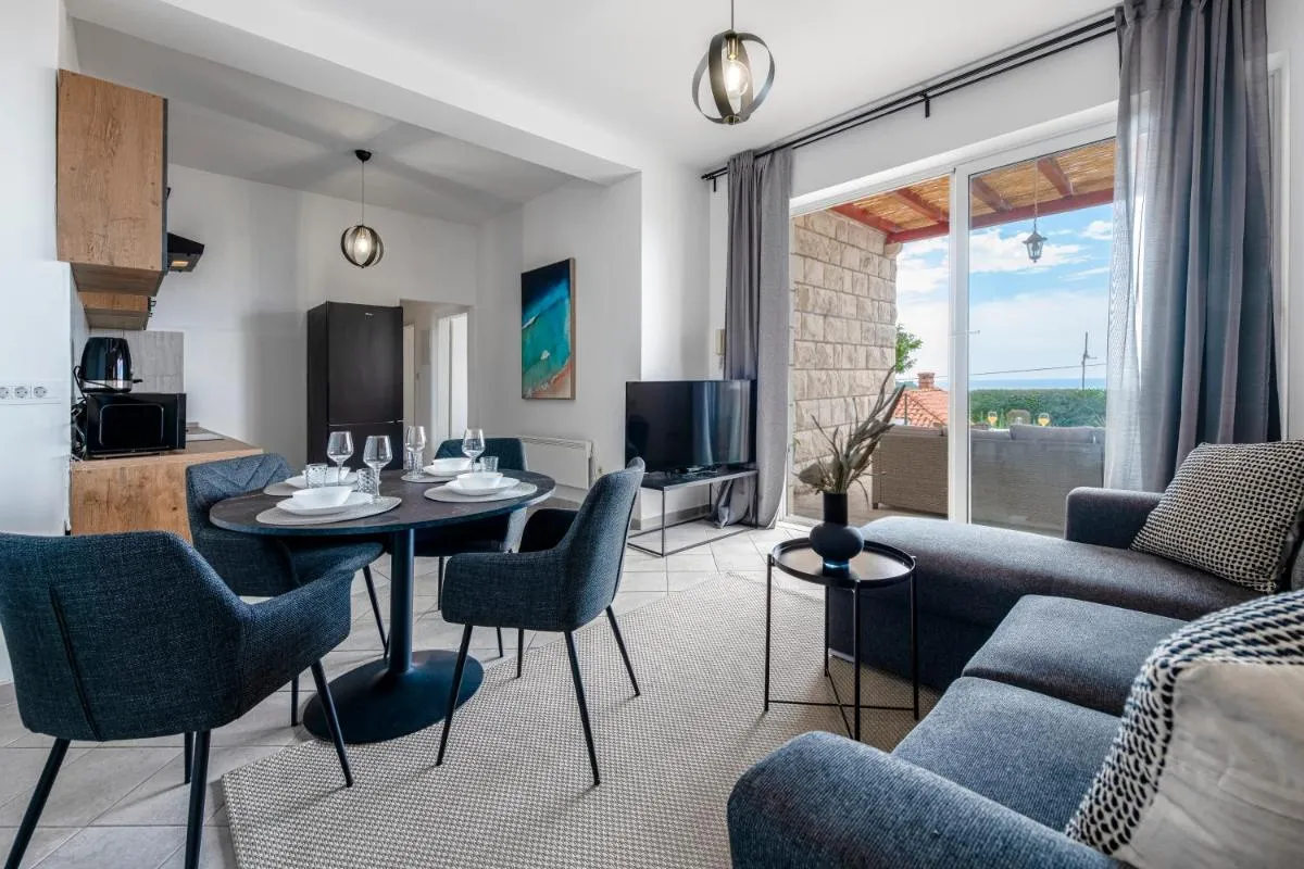 Image 2 of Chill Out – Old Town & Seaview Apartments