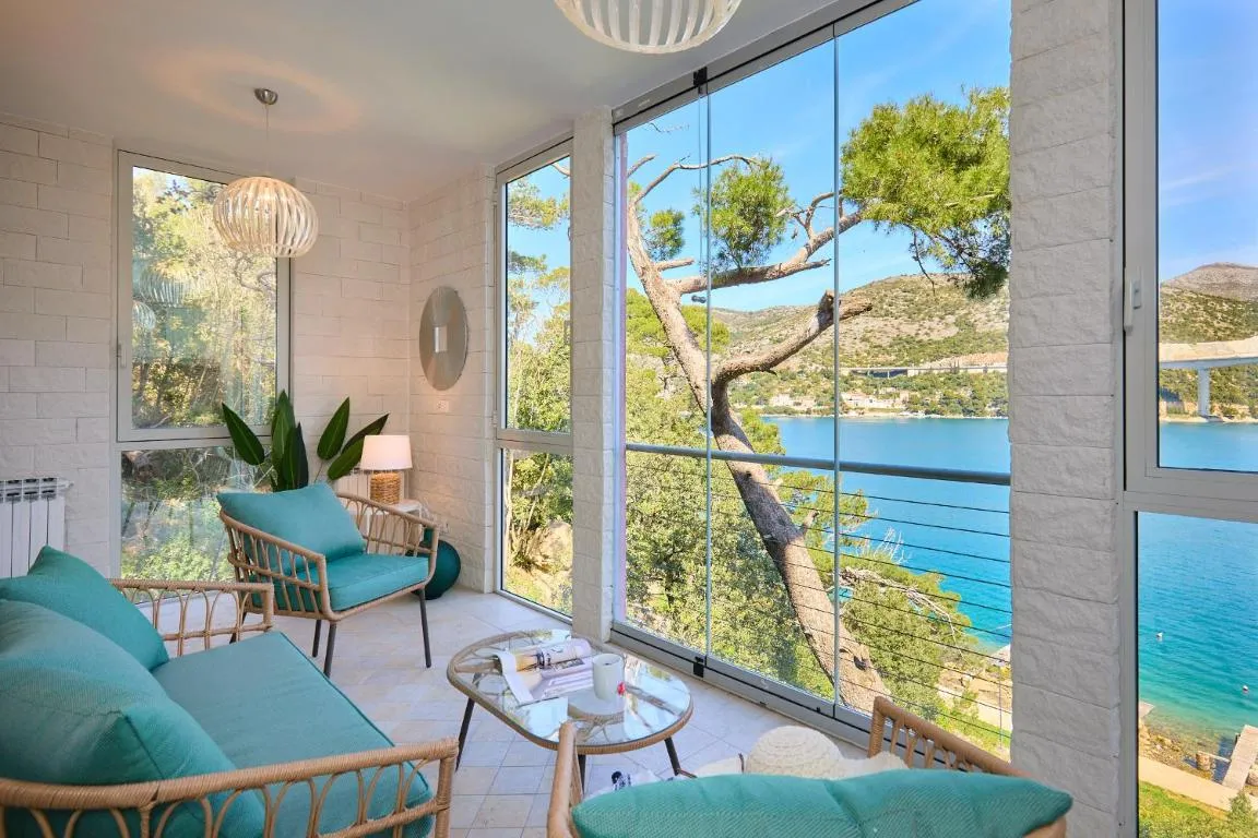 Image of Hedera Estate, Hedera A3