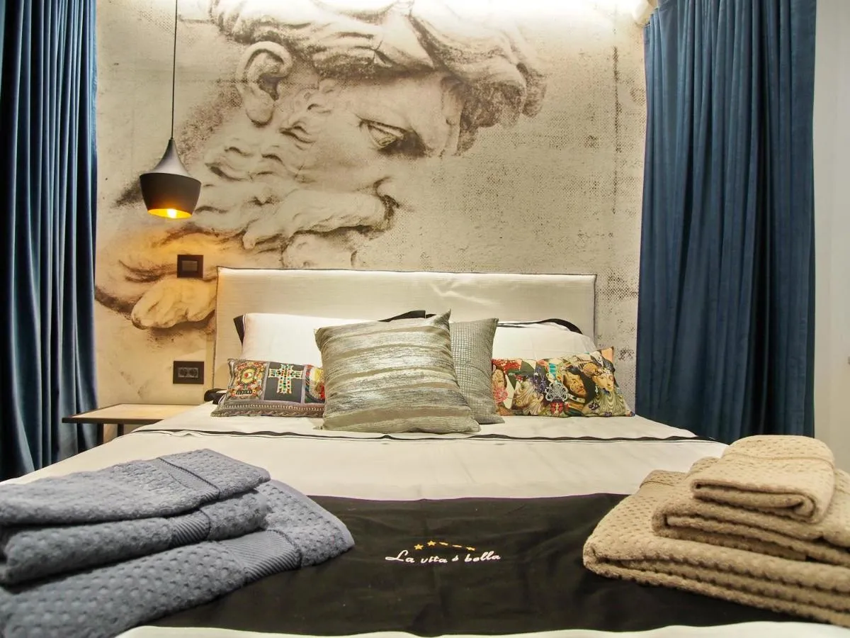 Image 1 of La Vita e Bella II