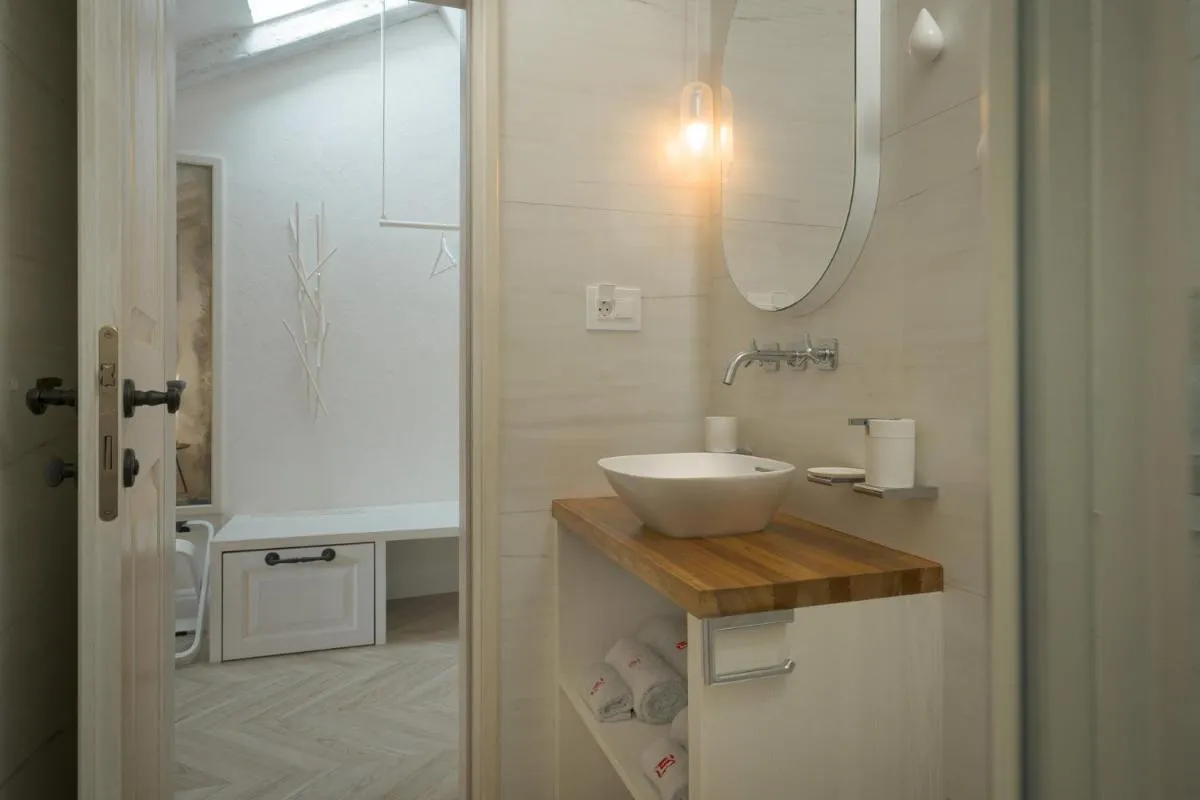 Image 2 of Palazzo De Bona