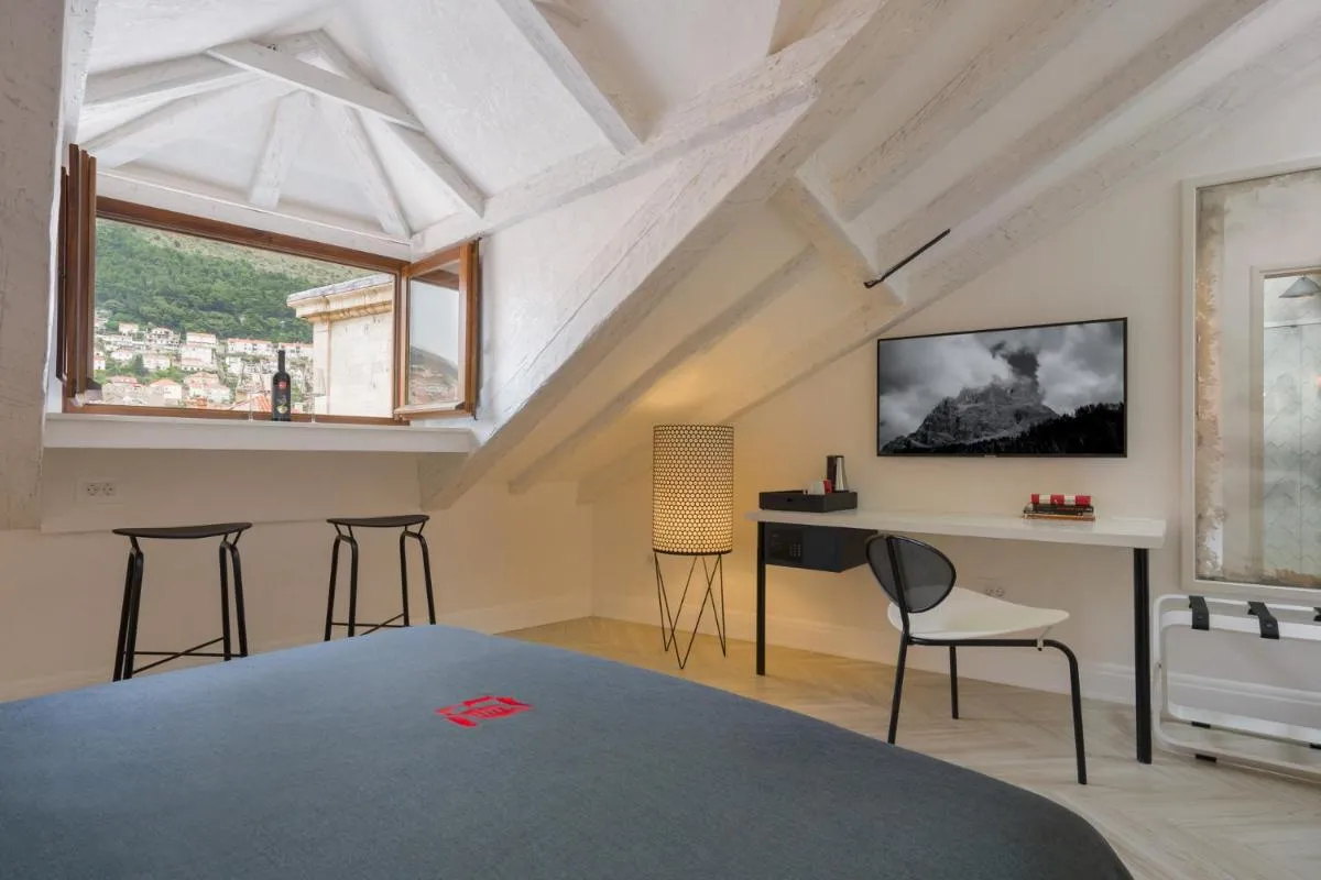 Image 4 of Palazzo De Bona