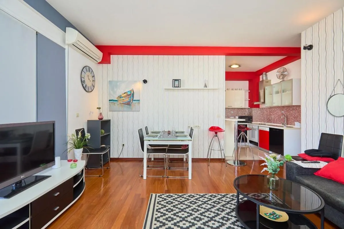 Image 2 of The Monroe – Stylish 2 BD Apartment In Villa Orsan