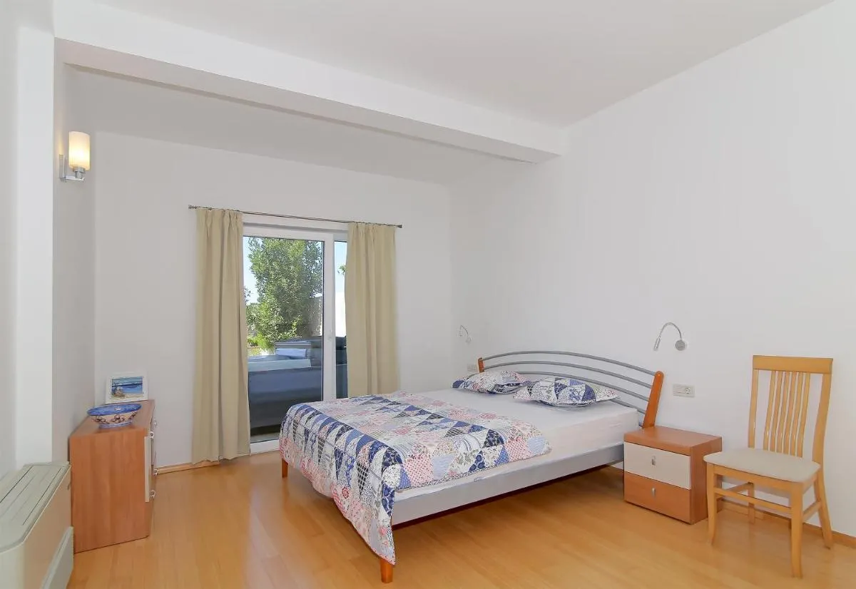 Image 1 of Abelia, two terraces, hot tub, free parking