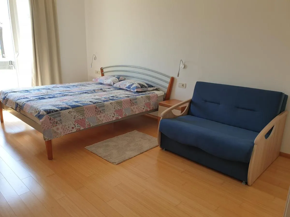 Image 6 of Abelia, two terraces, hot tub, free parking