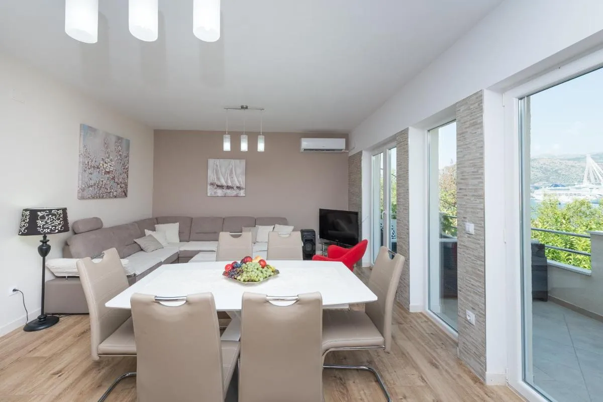 Image 4 of Amfora Apartment