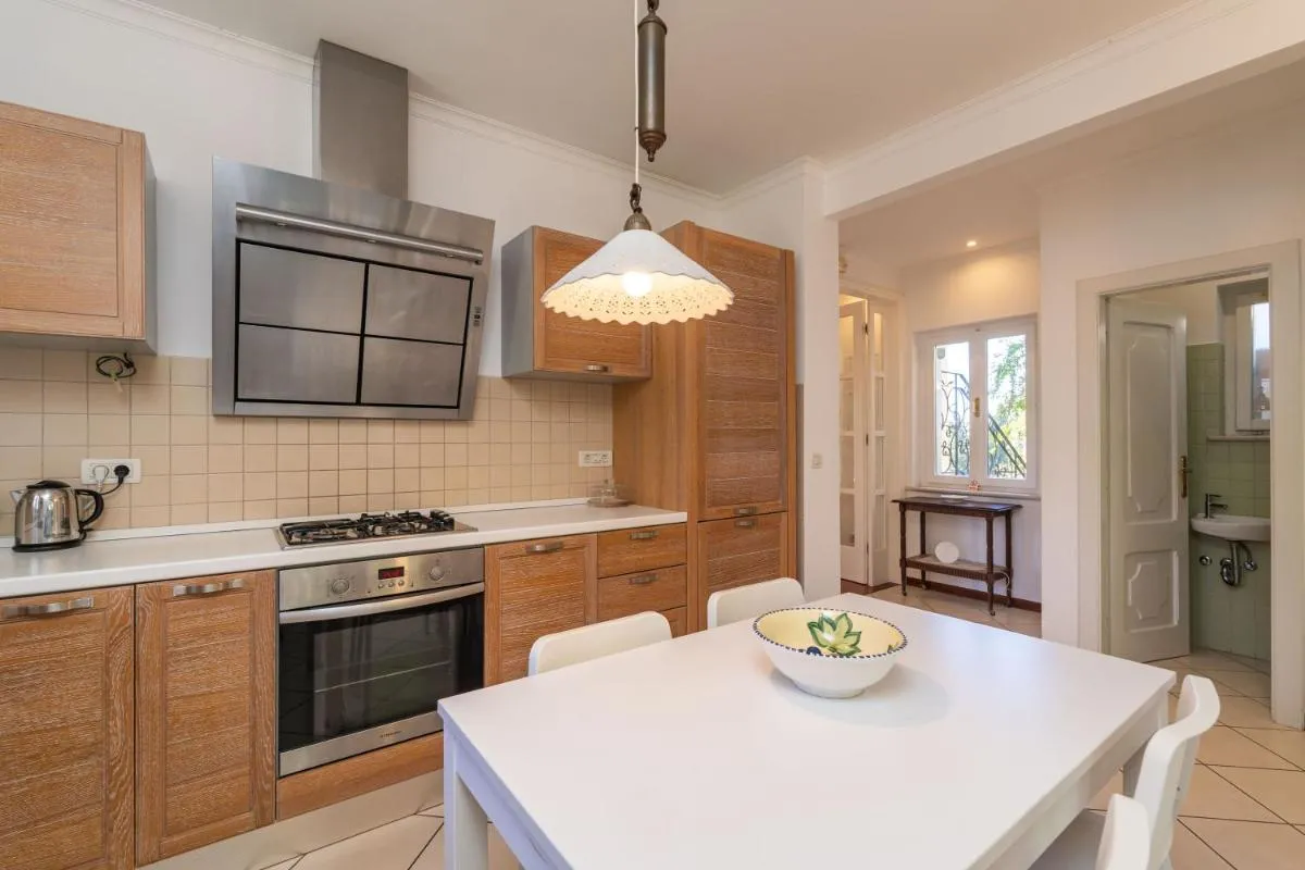 Image 3 of Apartment Alis