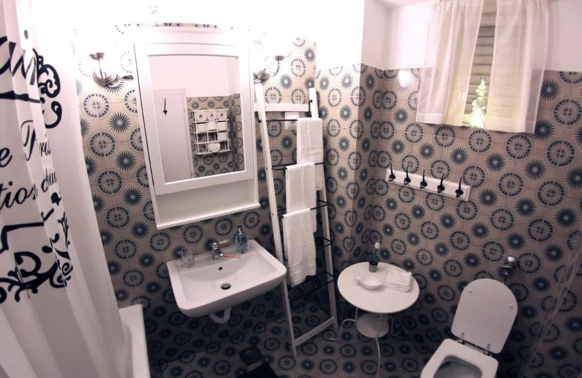 Image 6 of Apartment Dundo