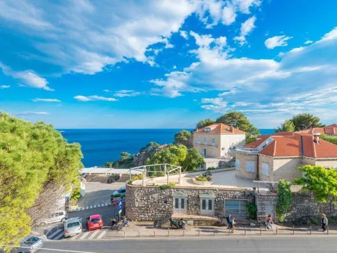 Image 5 of Apartment Luce Royal – One Bedroom Apartment with Balcony and Sea View