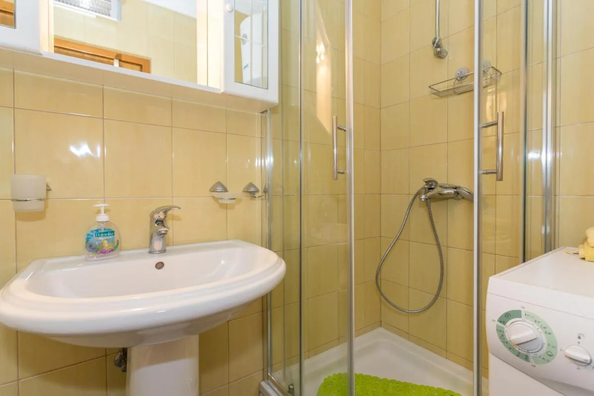 Image 2 of Apartment Nikatoni