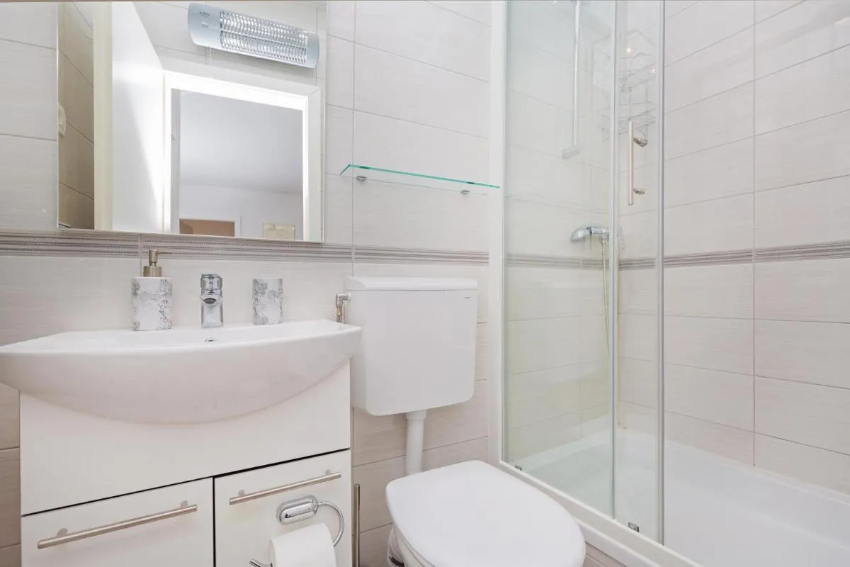 Image 2 of Apartment View