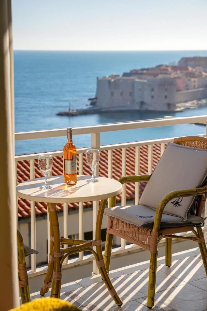 Image 3 of Apartments Banje Beach