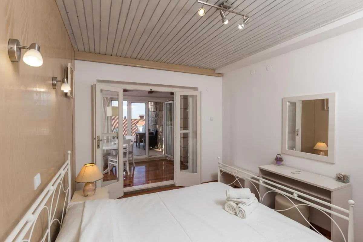 Image 1 of Apartments Green Scenic