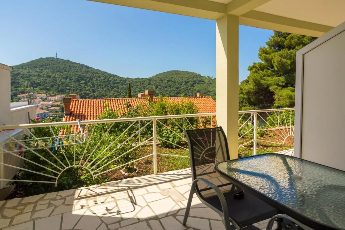 Image 4 of Apartments Mandy