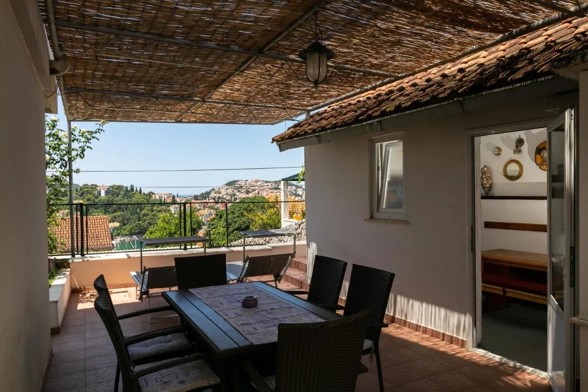 Image 2 of Apartments Pasko