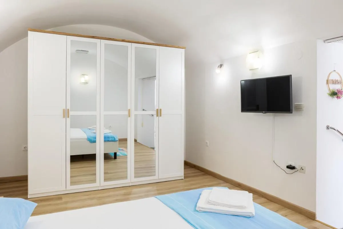 Image 3 of Beach Apartment Francesko near Old Town