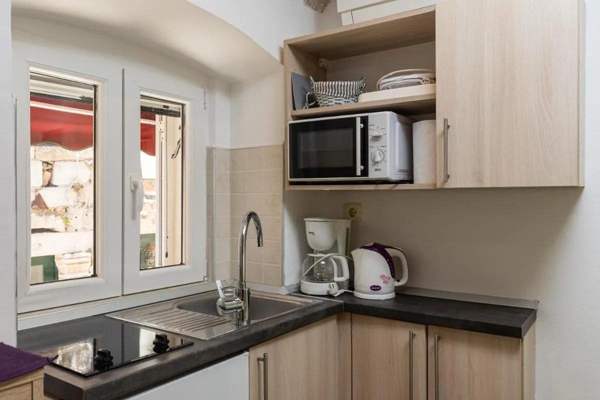 Image 3 of Central Old Town Apartments