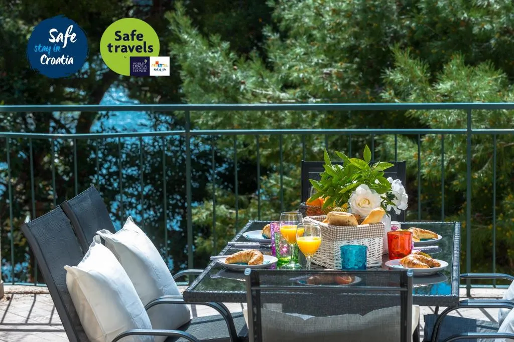 Image of Dream Estate