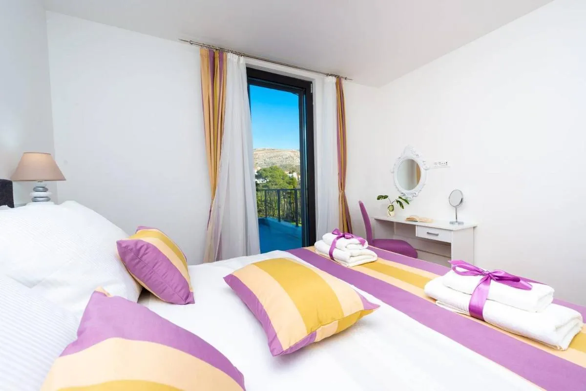 Image 1 of Dubrovnik oasis