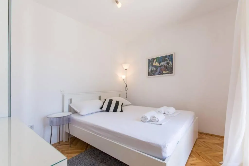 Image 1 of Flora three bedroom apartment near beach