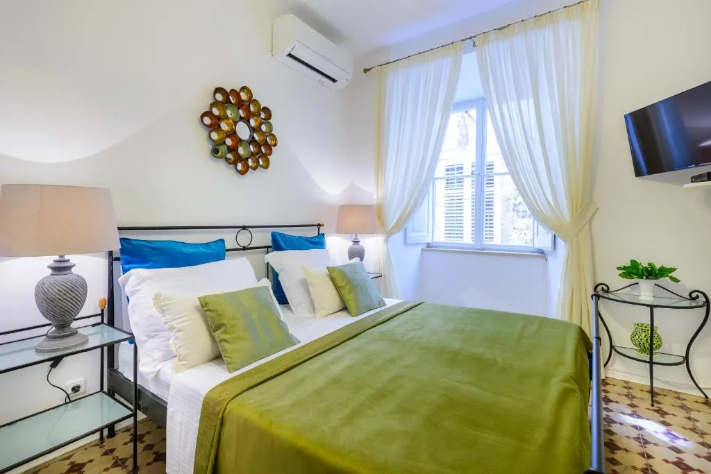 Image of Guest House Flores