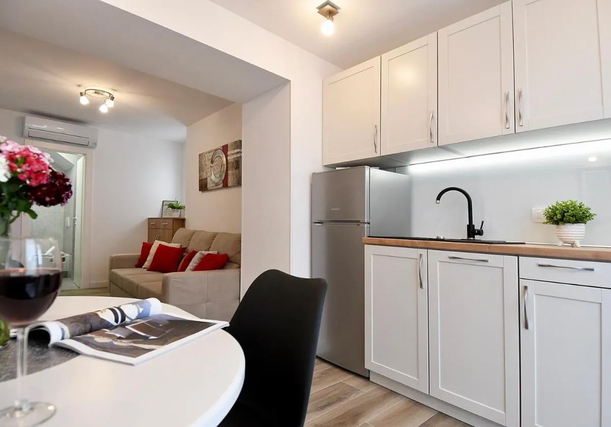 Image 3 of Jacuzzi Apartment Minnie